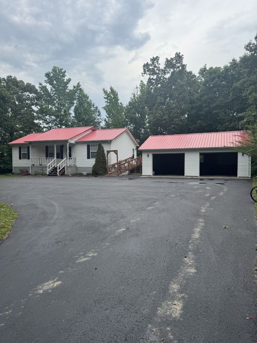 2080 Winsett Rd, Springville, TN, 38256-5109 | Card Image