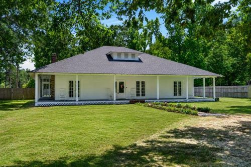 100 Williamsburg Rd, Picayune, MS, 39466-8415 | Card Image