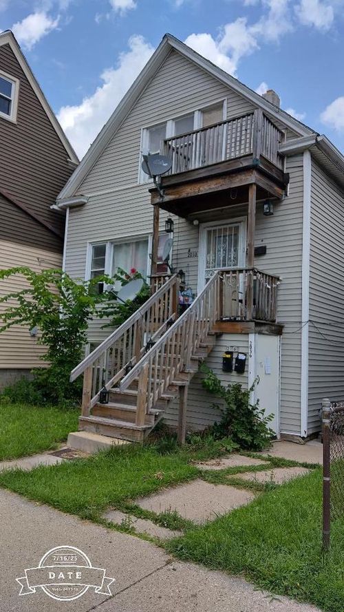 2036 W Lincoln Avenue, Milwaukee, WI, 53215 | Card Image