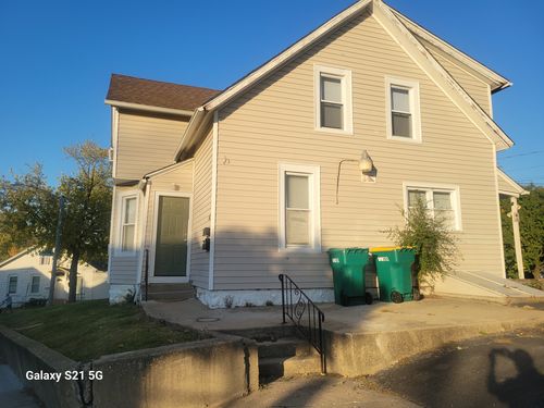 340 Marble St, Joliet, IL, 60435-7668 | Card Image