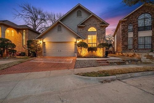 3016 Matterhorn Dr, Bedford, TX, 76021-3351 | Card Image