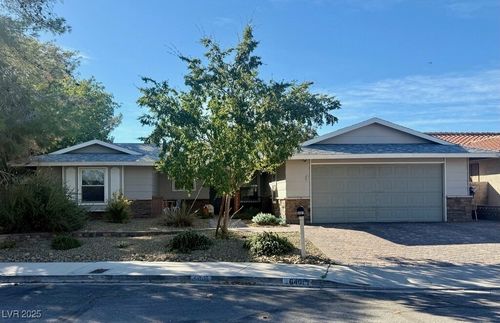 6401 Derek Dr, Las Vegas, NV, 89103-4513 | Card Image