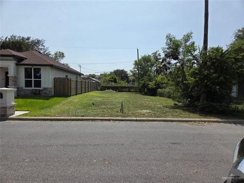 717 N Esperanza Street, Pharr, TX, 78577 | Card Image