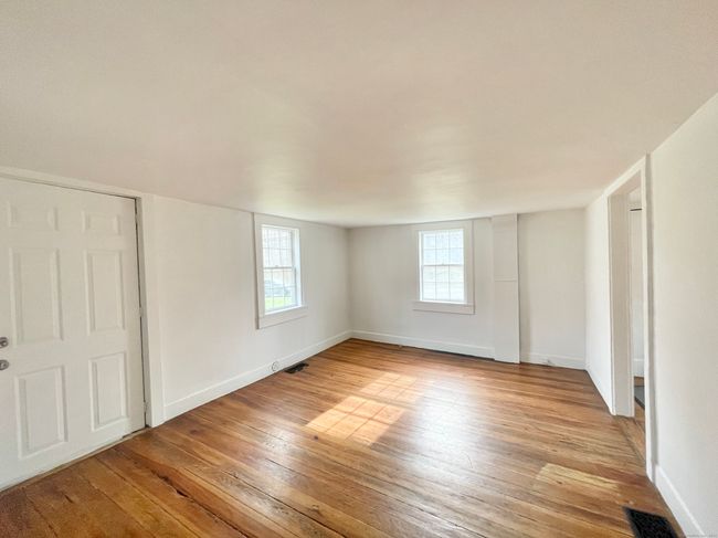 406 Redding Rd, House other with 3 bedrooms, 2 bathrooms and 3 parking in Redding CT | Image 5
