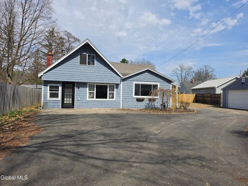 4 Valleyview Ave, Rotterdam, NY, 12306-9719 | Card Image
