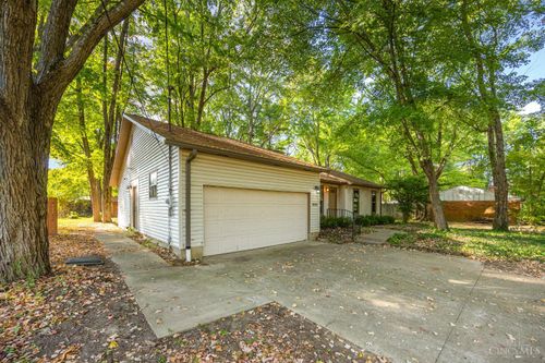 3665 Oakwood Dr, Amelia, OH, 45102 | Card Image