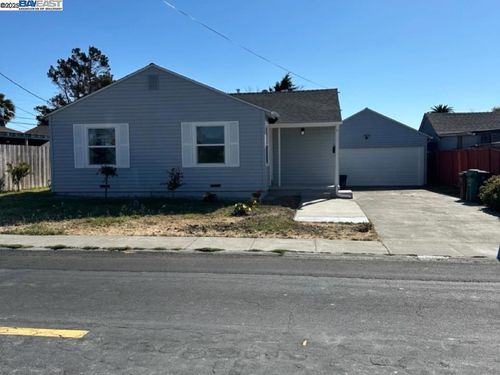 2441 Glenlock St, San Pablo, CA, 94806-3243 | Card Image