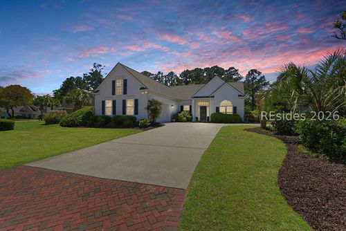 6 Crescent Cir, Bluffton, SC, 29910-4634 | Card Image