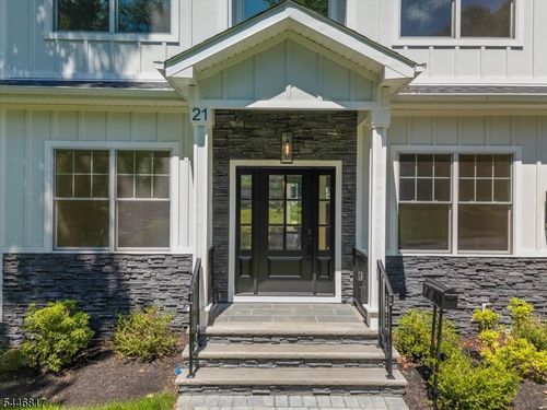 21 Maplewood Dr, Livingston, NJ, 07039-2214 | Card Image