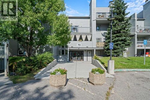 2241-70 Glamis Dr Sw, Calgary, AB, T3E6T6 | Card Image