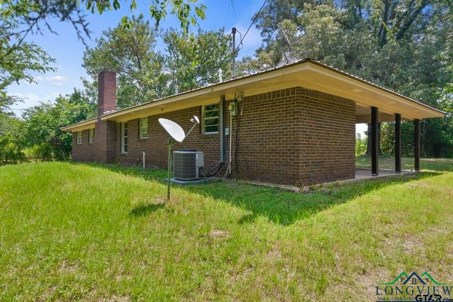 4781 Fm 1993, House other with 3 bedrooms, 1 bathrooms and null parking in Cookville TX | Image 4