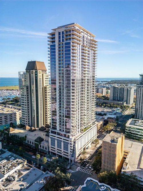 2803-275 1st Ave S, ST PETERSBURG, FL, 33701 | Card Image