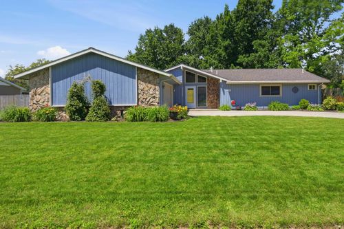 5401 N Moore Rd, Muncie, IN, 47304-6007 | Card Image