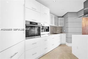 Residential Lease in Sunny Isles Beach 5