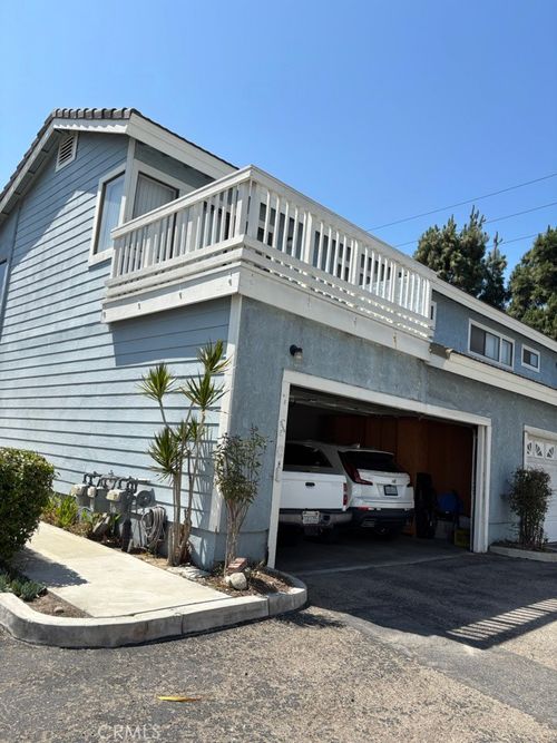 c-7656 Cerritos Ave, Stanton, CA, 90680-2368 | Card Image