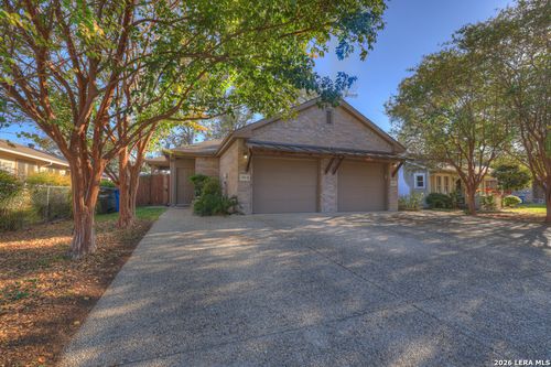 388 E Faust St, New Braunfels, TX, 78130-4645 | Card Image