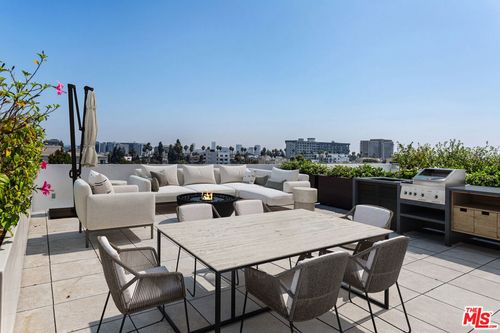 apt-401-425 N Palm Dr, Beverly Hills, CA, 90210-4279 | Card Image