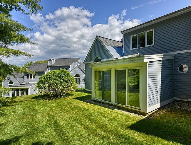 1 Wesley Rd, Condo with 4 bedrooms, 2 bathrooms and null parking in Keene NH | Image 5