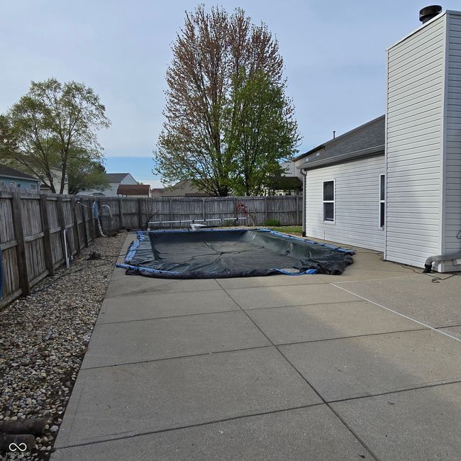 Pool professionally closed by Jessen Pools | Image 21