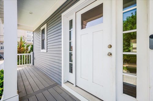 29 Cayuga Ave, Atlantic Beach, NY, 11509-1219 | Card Image