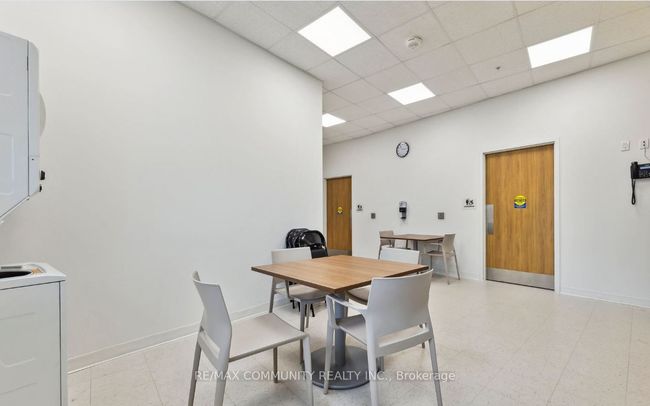 550 Bond St W, Home with 0 bedrooms, 8 bathrooms and null parking in Oshawa ON | Image 13