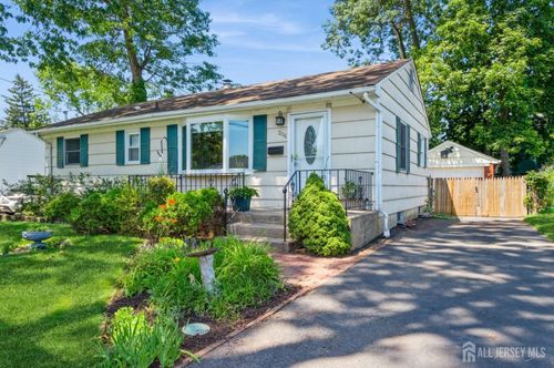 206 Charlotte Ave, South Bound Brook, NJ, 08880-1208 | Card Image