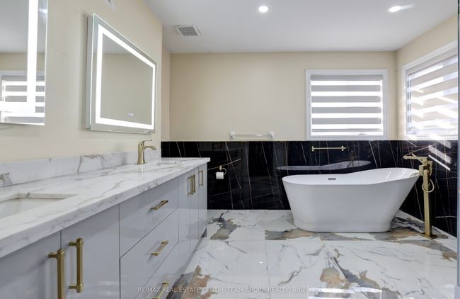247 Cresthaven Rd, House other with 7 bedrooms, 7 bathrooms and 4 parking in Brampton ON | Image 26