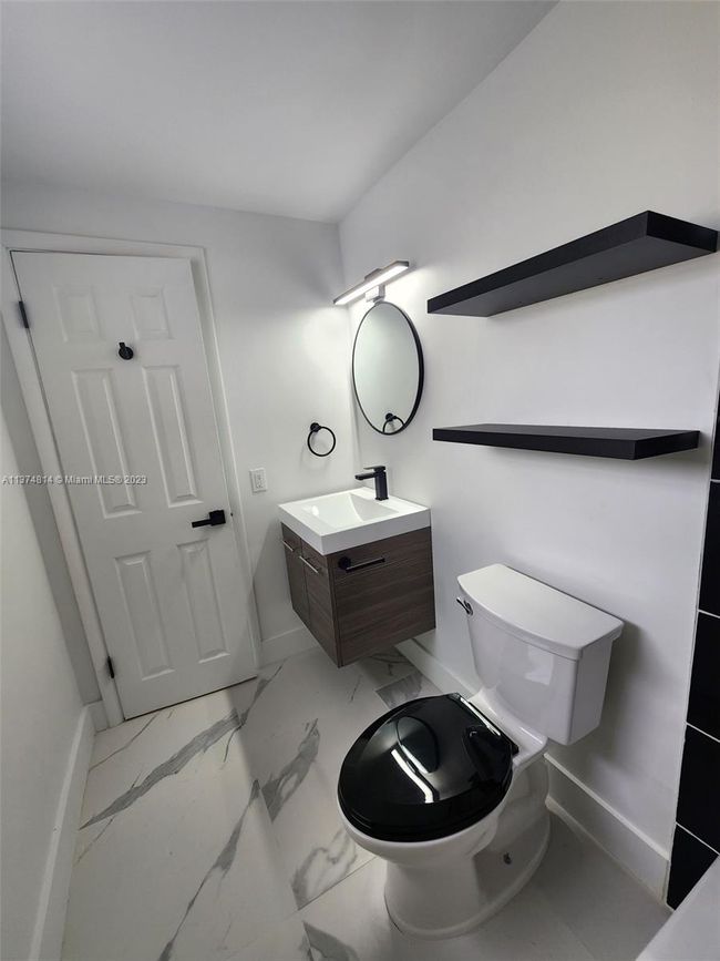 205 - 2101 Normandy Dr, Condo with 1 bedrooms, 1 bathrooms and null parking in Miami Beach FL | Image 31