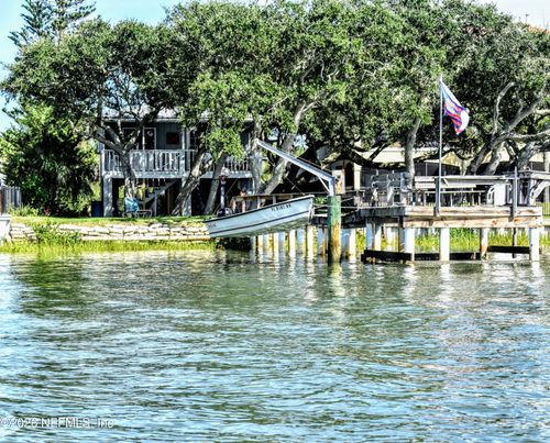 7137 Middleton Ave, St Augustine, FL, 32080-8181 | Card Image