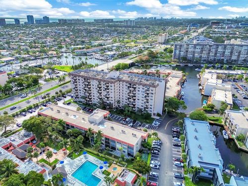 rp405-777 S Federal Hwy, Pompano Beach, FL, 33062-5968 | Card Image