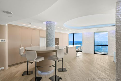 5f-i-3360 S Ocean Blvd, Palm Beach, FL, 33480-5668 | Card Image