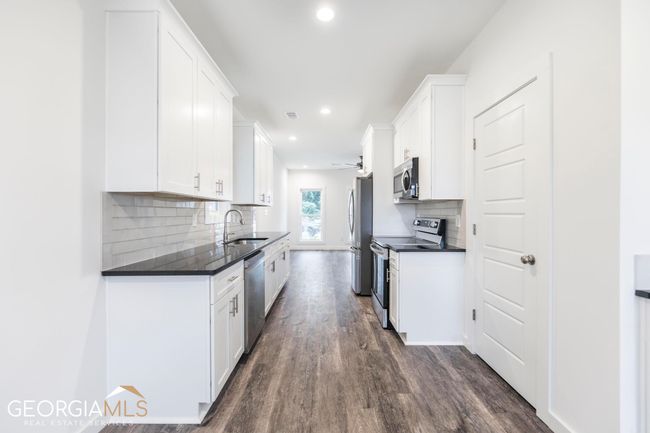 107 W Point Ct, House other with 4 bedrooms, 3 bathrooms and null parking in Warner Robins GA | Image 11