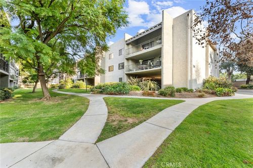 apt-109-246 E Fern Ave, Redlands, CA, 92373-6061 | Card Image