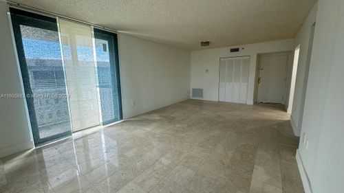 apt-201-919 Hillcrest Dr, Hollywood, FL, 33021-7856 | Card Image