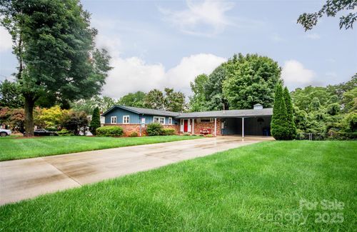 723 Georgia Ave, Statesville, NC, 28677-3420 | Card Image