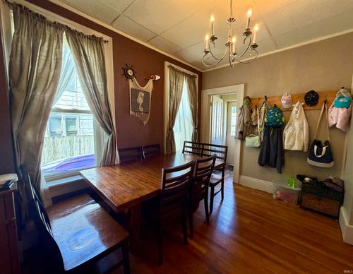 403 W Main St, Delphi, IN, 46923-1439 | Card Image