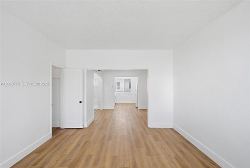 7-319 80th St, Miami Beach, FL, 33141-1679 | Card Image