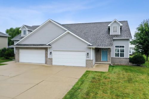 3980 N Parker Way, LEDGEVIEW, WI, 54115 | Card Image