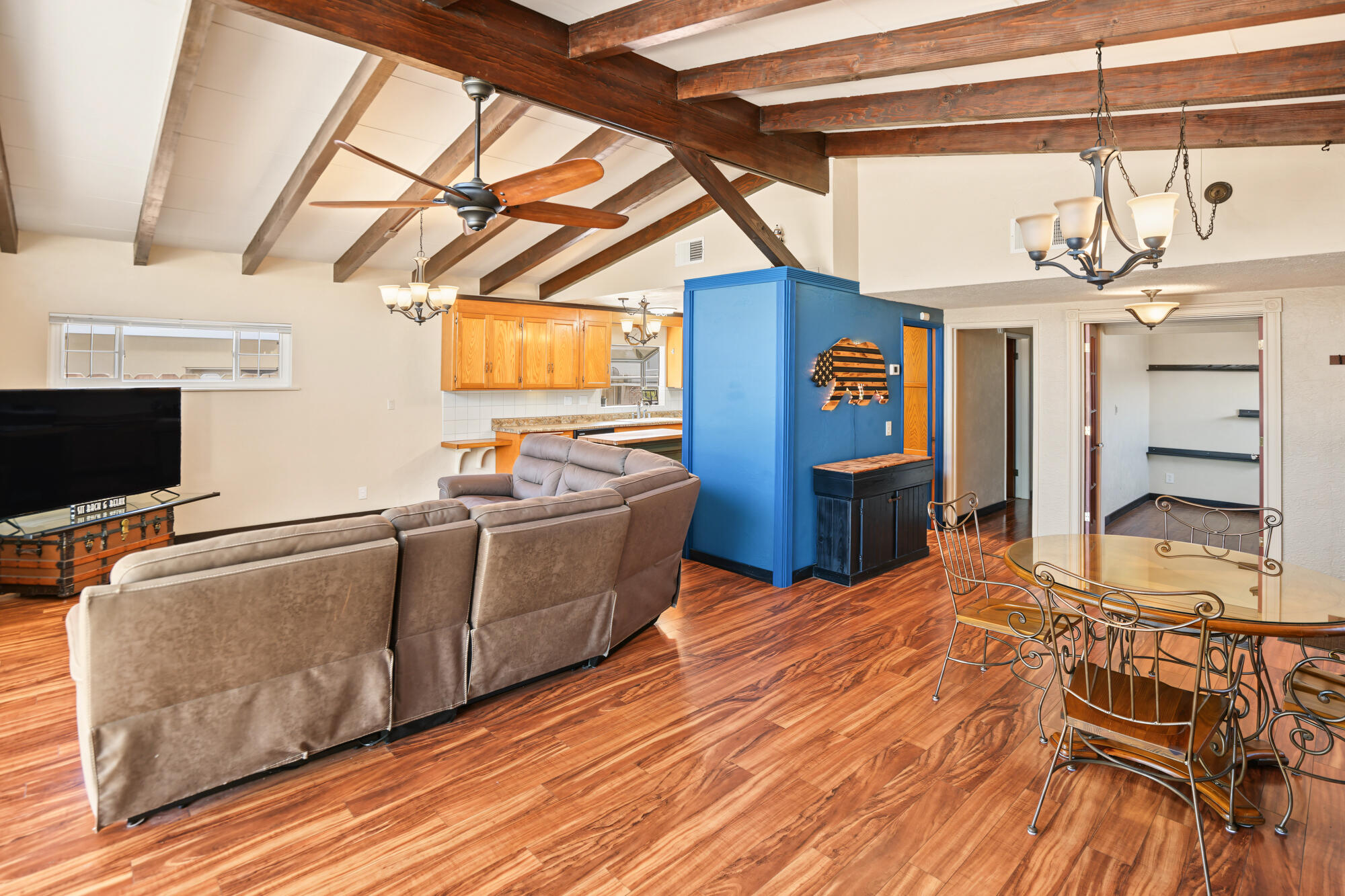 Residential in LOMPOC 2