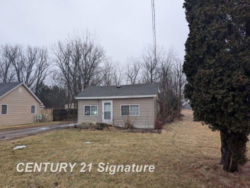 3593 State Street Rd, Bay City, MI, 48706-2109 | Card Image