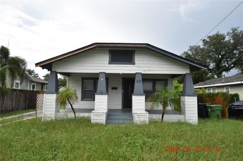 205 W Haya St, TAMPA, FL, 33603-2034 | Card Image