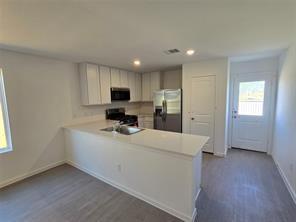 Residential Lease in Conroe 5