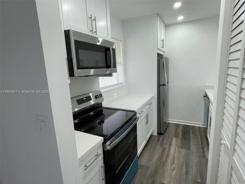 b-3246 Nw 103rd Ter, Coral Springs, FL, 33065-6102 | Card Image