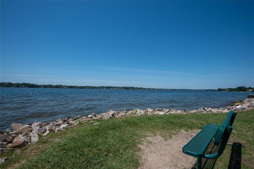 12810 Lake Shore Dr, Montgomery, TX, 77356-7996 | Card Image