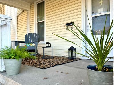 Front porch. | Image 3