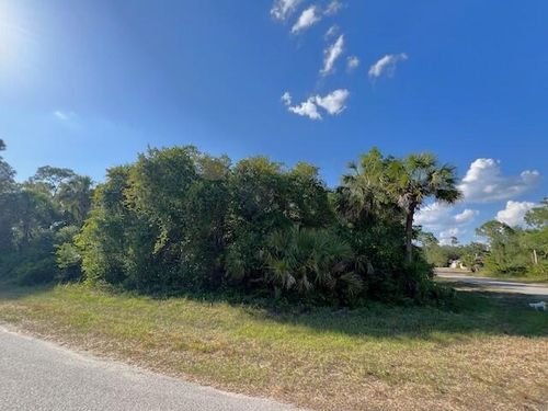 145 Bishop St, PORT CHARLOTTE, FL, 33954-4131 | Card Image