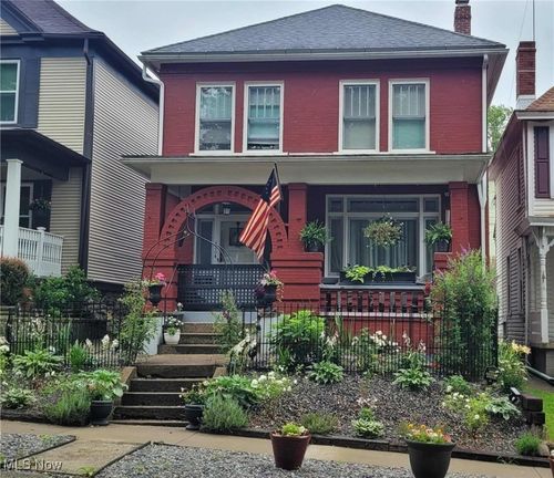 420 Vine St, East Liverpool, OH, 43920-3251 | Card Image