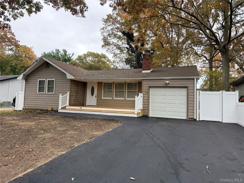 70 Patchogue Ave, Mastic, NY, 11950-3610 | Card Image