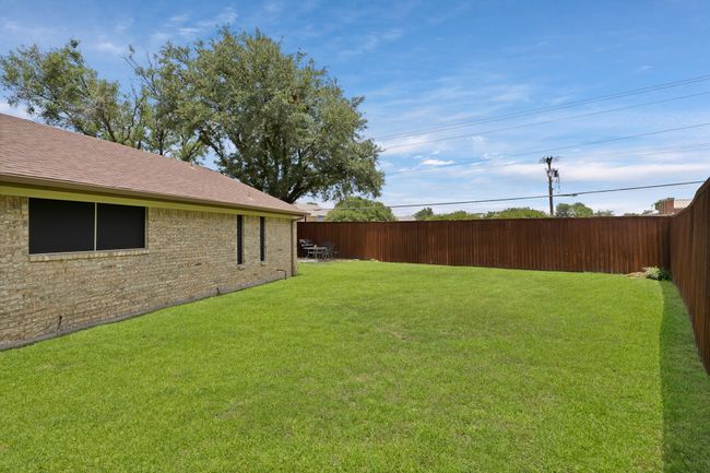 1614 Shadow Moss Way, House other with 3 bedrooms, 3 bathrooms and null parking in Carrollton TX | Image 32