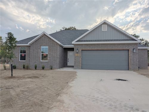 100 White Oak St, Gentry, AR, 72734-4003 | Card Image
